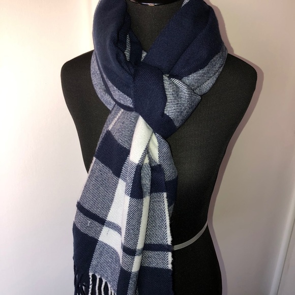 New J Crew Classic Plaid Blanket Scarf/Wrap - Picture 6 of 9